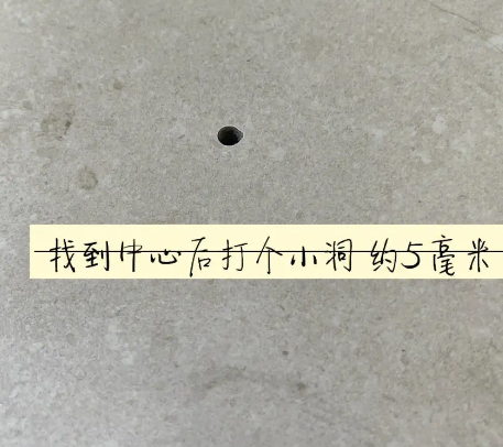 宝鸡市瓷砖空鼓维修公司专业解答在瓷砖铺贴过程中，如果砂料搅拌不均匀，将会带来以下问题